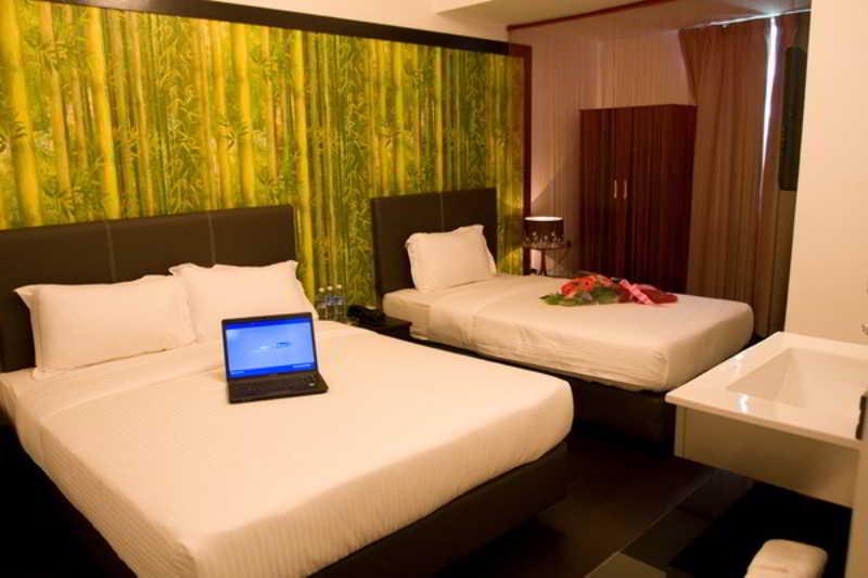 Le Hotel 2*